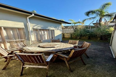 Photo of property in 52 Aspiring Avenue, Clover Park, Auckland, 2019