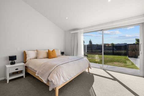 Photo of property in 2 Jardine Place, Marshland, Christchurch, 8051