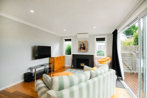 Photo of property in 51 Lincoln Street, Ashhurst, 4810