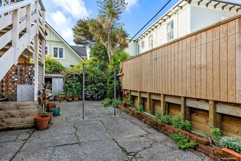 Photo of property in 1u3 Moncrieff Street, Mount Victoria, Wellington, 6011