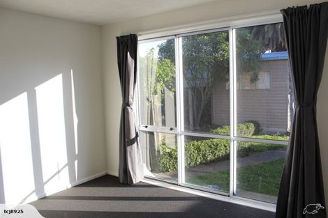 Photo of property in 43 Skerten Avenue, Hornby, Christchurch, 8042