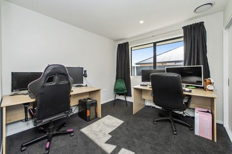 Photo of property in 8 Flock Street, Rolleston, 7615