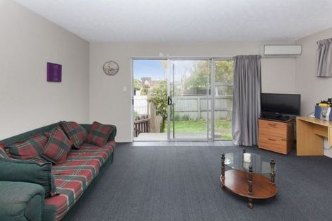 Photo of property in 41 Oldwood Street, Bishopdale, Christchurch, 8053