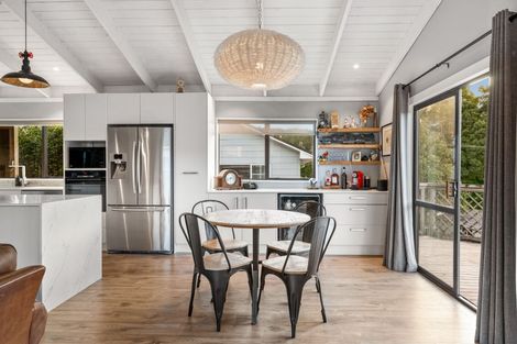 Photo of property in 21 Snapper Road, Stillwater, Silverdale, 0993