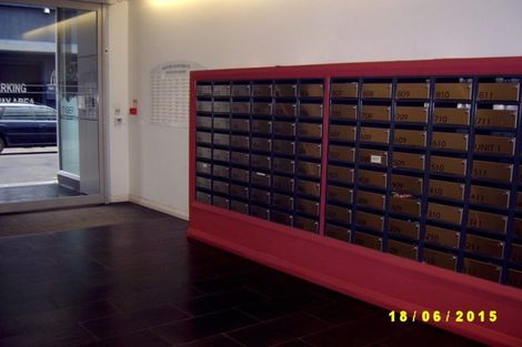 Photo of property in Monvie Apartments, 401/15 Holland Street, Te Aro, Wellington, 6011