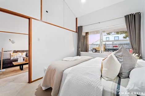 Photo of property in 2/53 Margan Avenue, New Lynn, Auckland, 0600