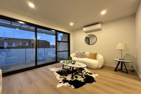 Photo of property in 2/379 Great South Road, Papatoetoe, Auckland, 2025