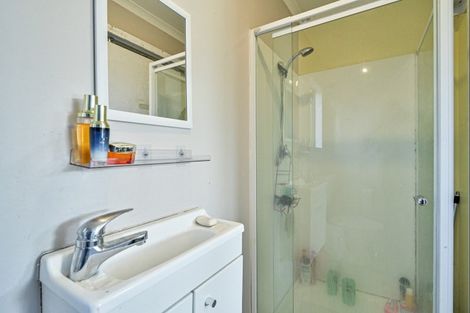 Photo of property in 408 Huia Street, Camberley, Hastings, 4120