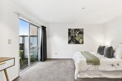 Photo of property in 66 Saddleback Grove, Karori, Wellington, 6012