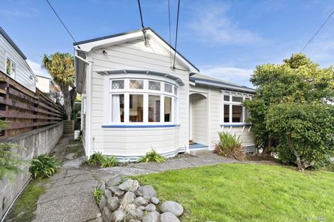 Photo of property in 77 Wright Street, Mount Cook, Wellington, 6021