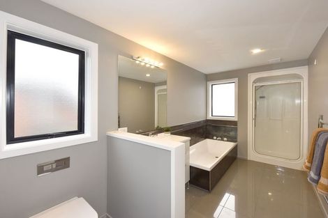 Photo of property in 10 Haineswood Lane, Sockburn, Christchurch, 8042