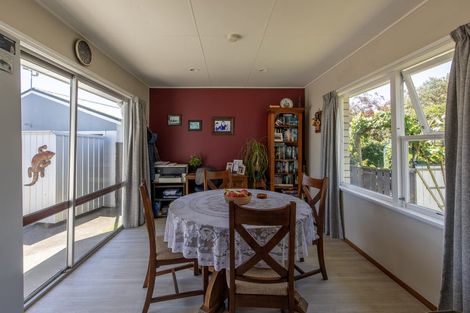 Photo of property in 6 Mclean Terrace, Waipukurau, 4200