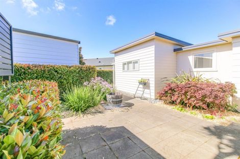 Photo of property in 2/2 Alma Road, Gonville, Whanganui, 4501