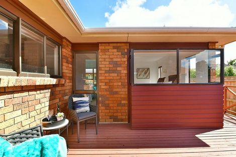 Photo of property in 2/428 Hibiscus Coast Highway, Orewa, 0931