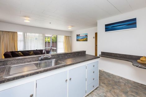 Photo of property in 528f2- Fergusson Drive, Trentham, Upper Hutt, 5018