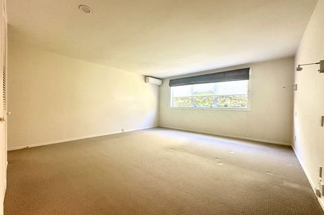 Photo of property in 19 Newhaven Terrace, Mairangi Bay, Auckland, 0630