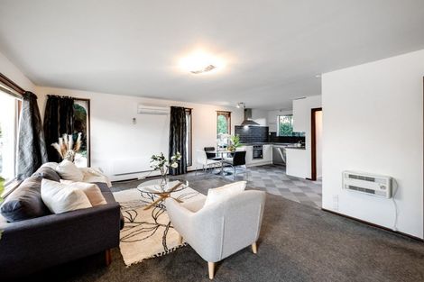 Photo of property in 18 Heaphy Place, Casebrook, Christchurch, 8051