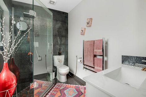 Photo of property in 19 Te Kauri Place, Helensville, 0800