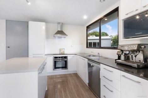 Photo of property in 342c/2 Royal Road, Massey, Auckland, 0614