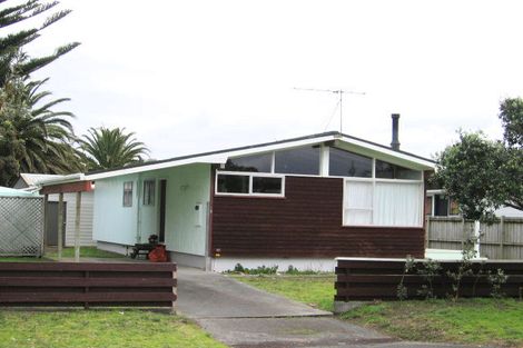 Photo of property in 5 The Southern Isle, Omaha, 0986