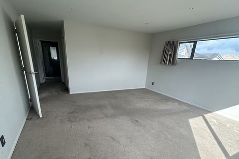Photo of property in 25 Bordeaux Parade, Te Atatu South, Auckland, 0610