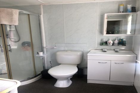 Photo of property in 236 Sutherland Road, Lyall Bay, Wellington, 6022