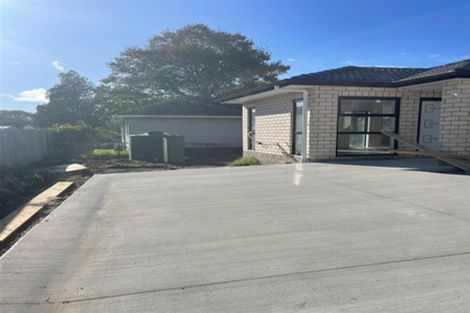Photo of property in 2 Greenhaven Avenue, Papakura, 2113