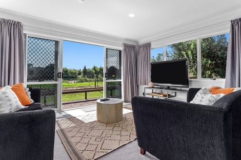 Photo of property in 29 Edgewater Grove, Whakatane, 3120