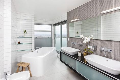 Photo of property in 50 Longhurst Terrace, Cashmere, Christchurch, 8022