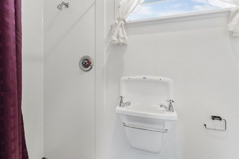 Photo of property in 27 Winton Street, Paraparaumu Beach, Paraparaumu, 5032
