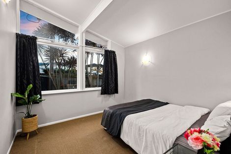 Photo of property in 112 Rathgar Road, Henderson, Auckland, 0610