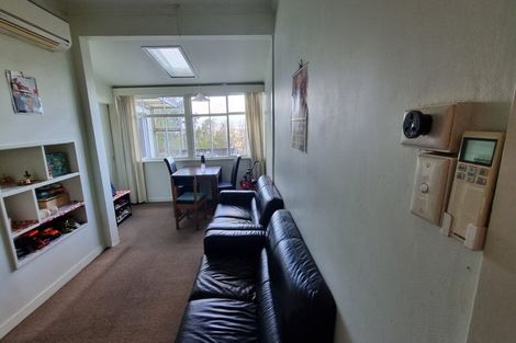 Photo of property in 107 The Ridgeway, Mornington, Wellington, 6021