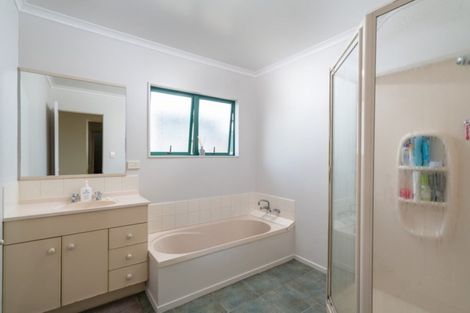 Photo of property in 10 Puriri Street, Hilltop, Taupo, 3330