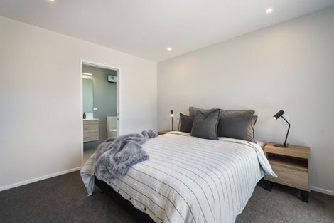 Photo of property in 17 Echo Street, 4702