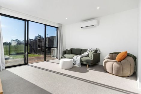 Photo of property in 5 Malaga Crescent, Harewood, Christchurch, 8051