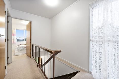 Photo of property in 2/43 Rimu Street, New Lynn, Auckland, 0600