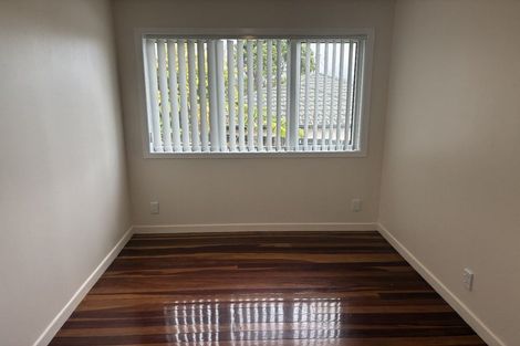 Photo of property in 130 Rosier Road, Glen Eden, Auckland, 0602