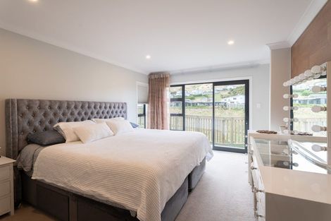 Photo of property in 16 Rochdale Drive, Churton Park, Wellington, 6037