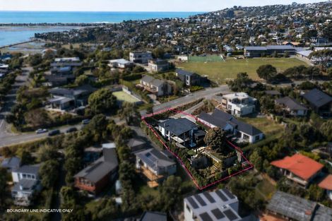 Photo of property in 287 Cannon Hill Crescent, Mount Pleasant, Christchurch, 8081