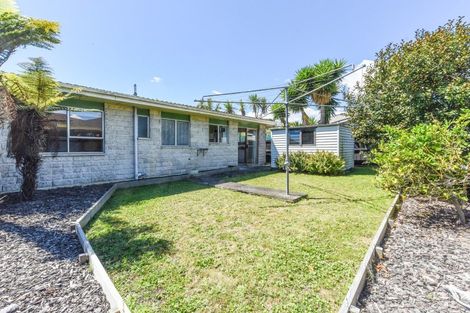 Photo of property in 1/3 Louisson Avenue, Stoke, Nelson, 7011