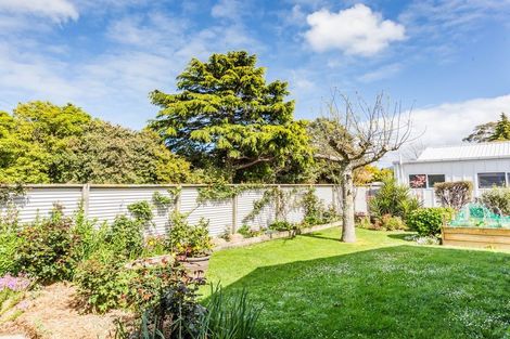 Photo of property in 2 Sam Meads Way, Greytown, 5712