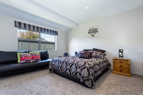 Photo of property in 18 Hagart-alexander Drive, Mosgiel, 9024
