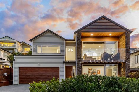 Photo of property in 30 Bounty Road, Long Bay, Auckland, 0630