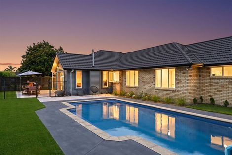 Photo of property in 14 Rosewood Court, Huntington, Hamilton, 3210