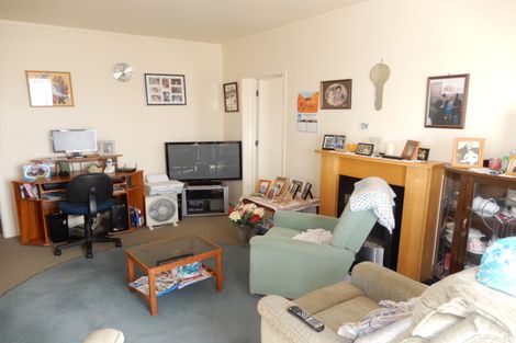 Photo of property in 6 Cambridge Street, Putaruru, 3411