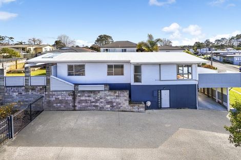 Photo of property in 3 Spargo Road, Massey, Auckland, 0614