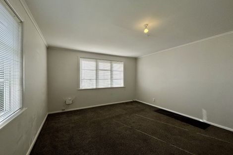 Photo of property in 9 Goldsmith Crescent, Levin, 5510