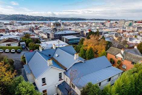 Photo of property in 6 Heriot Row, Dunedin Central, Dunedin, 9016