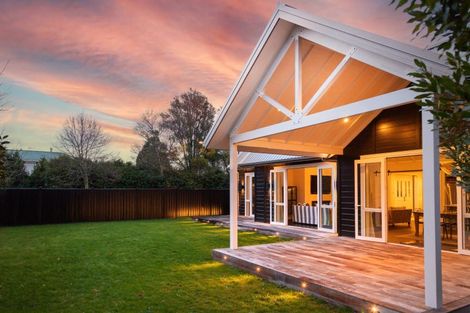 Photo of property in 2 Westwood Avenue, Greytown, 5712