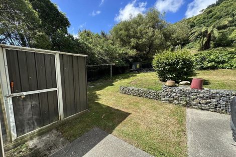 Photo of property in 11a Poneke Drive, Waikanae, 5036